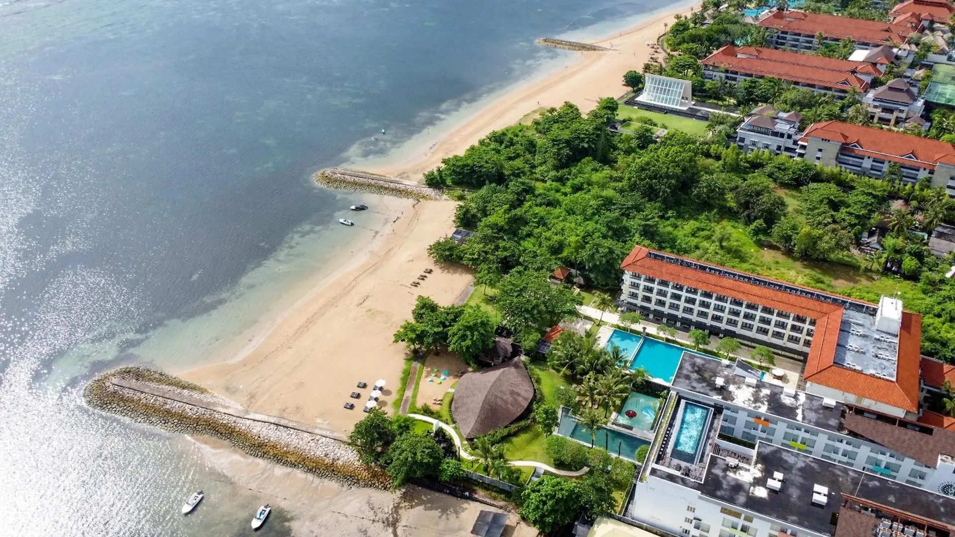 Tijili Hotel Benoa Nusa Dua  4*, Nusa Dua (Bali)